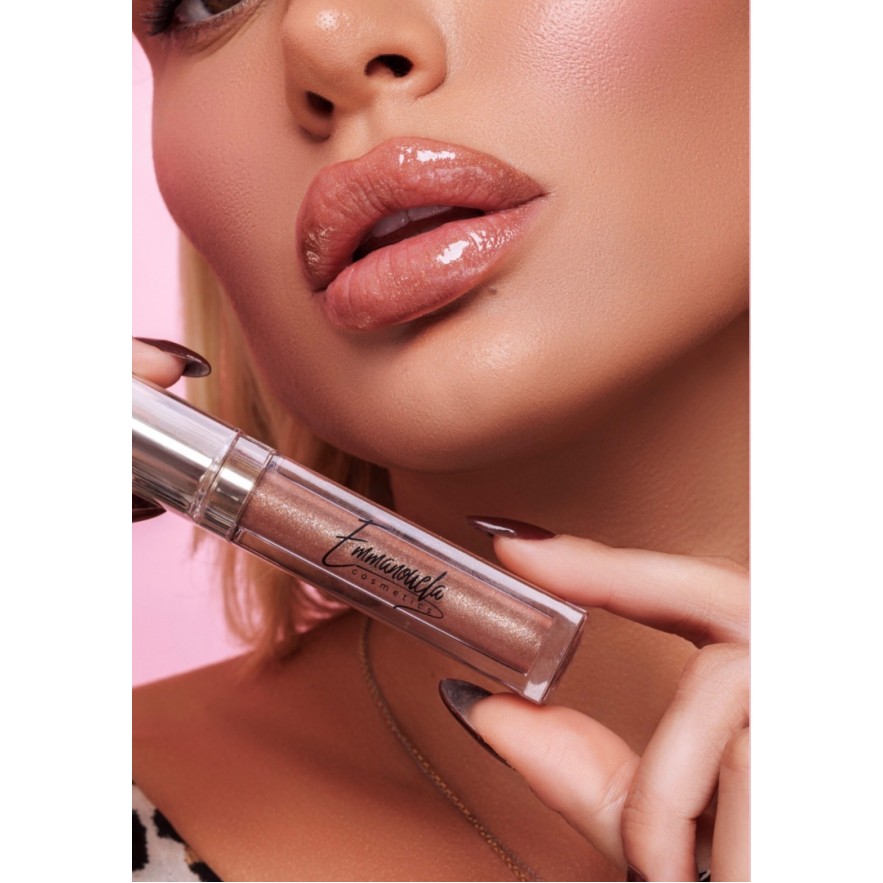 EMMANOUELA> SUPERSTAR